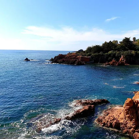 Σπίτι διακοπών Sublime Appartement, Les Pieds Dans La Mer… *